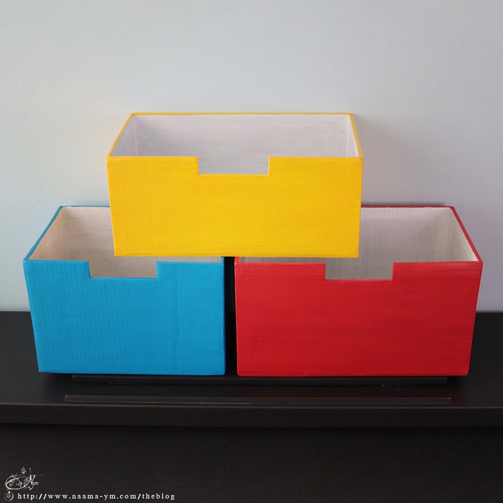 קופסאות צבעוניות מקרטון